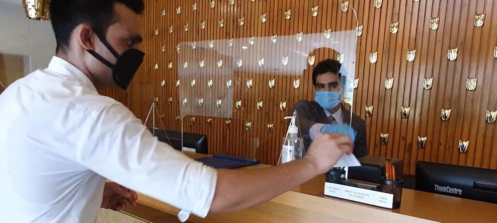 Golden Suites Gurgaon Inde Hotels Bagian luar foto