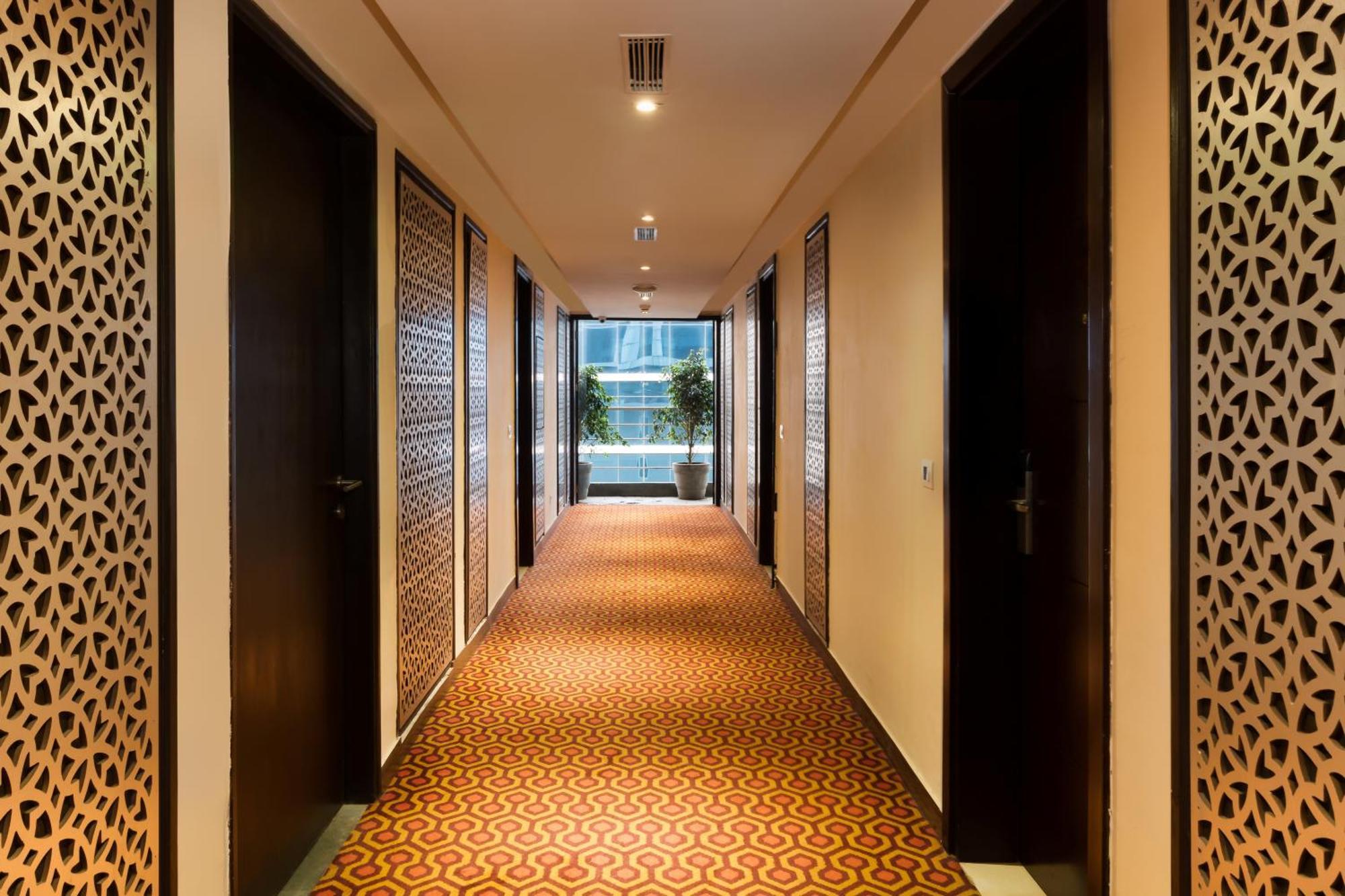 Golden Suites Gurgaon Inde Hotels Bagian luar foto