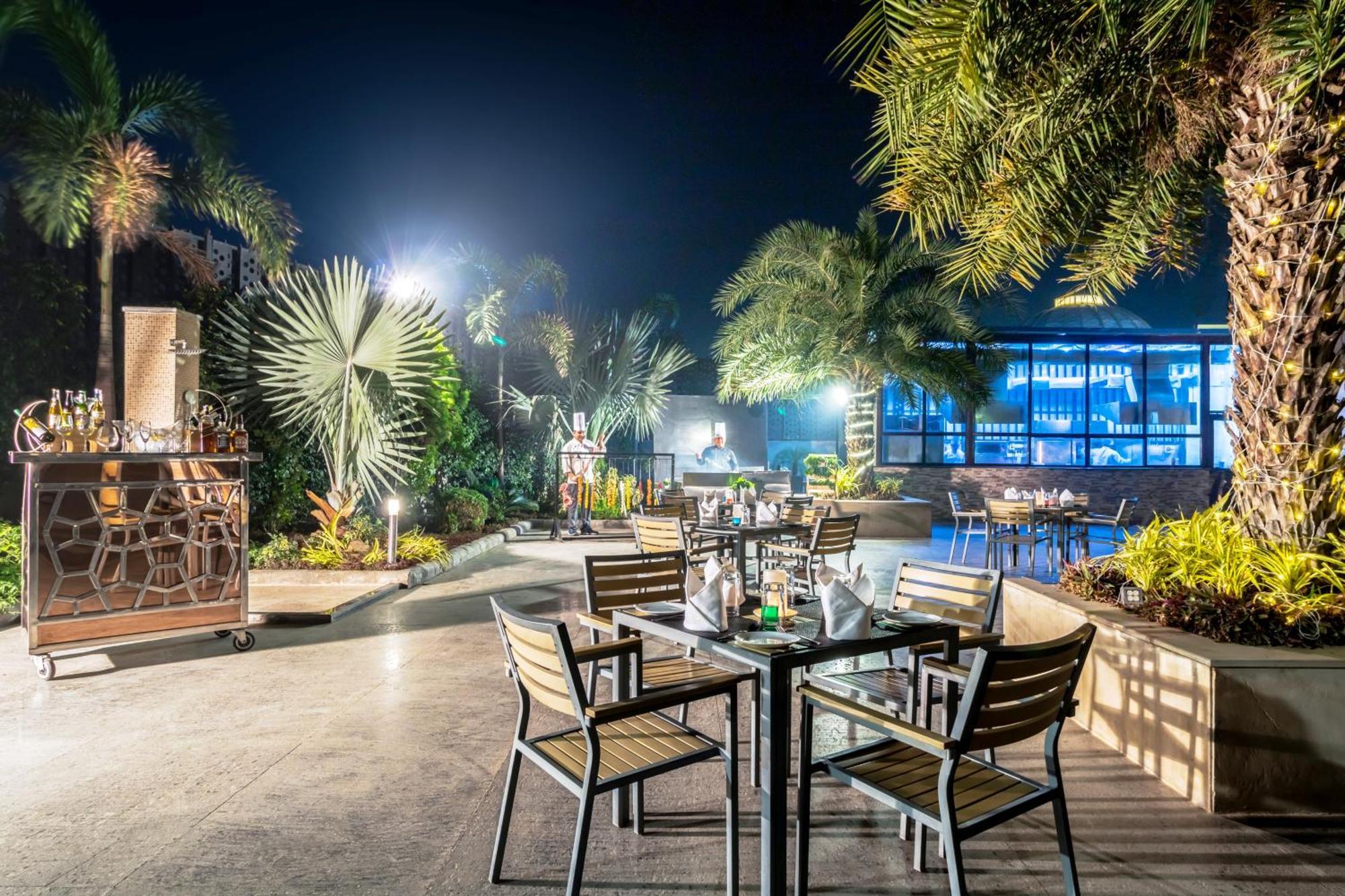 Golden Suites Gurgaon Inde Hotels Bagian luar foto