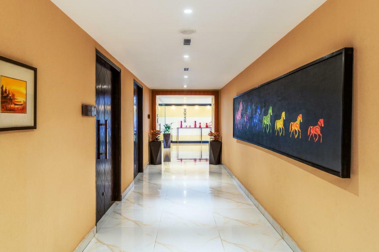 Golden Suites Gurgaon Inde Hotels Bagian luar foto