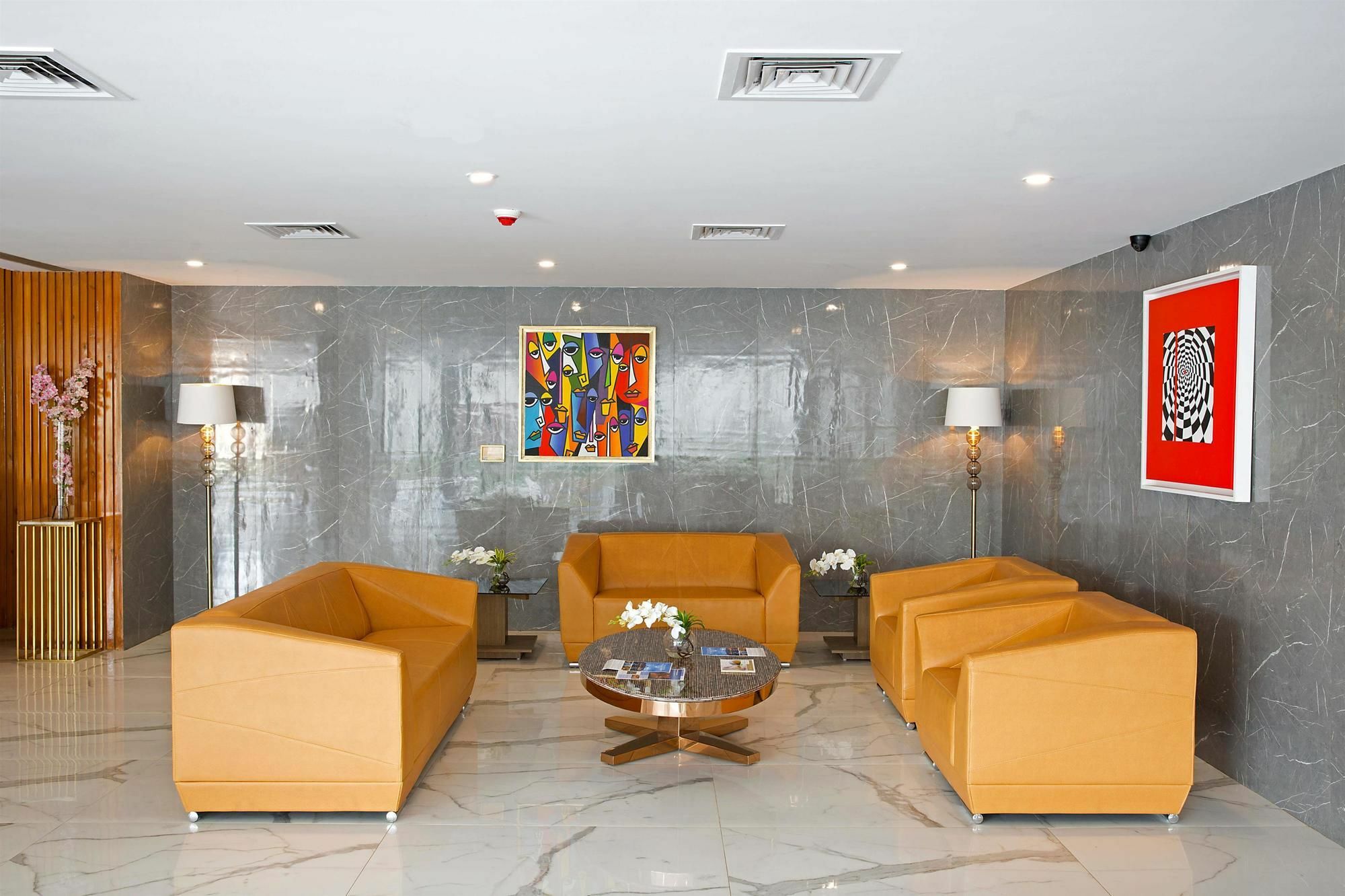 Golden Suites Gurgaon Inde Hotels Bagian luar foto